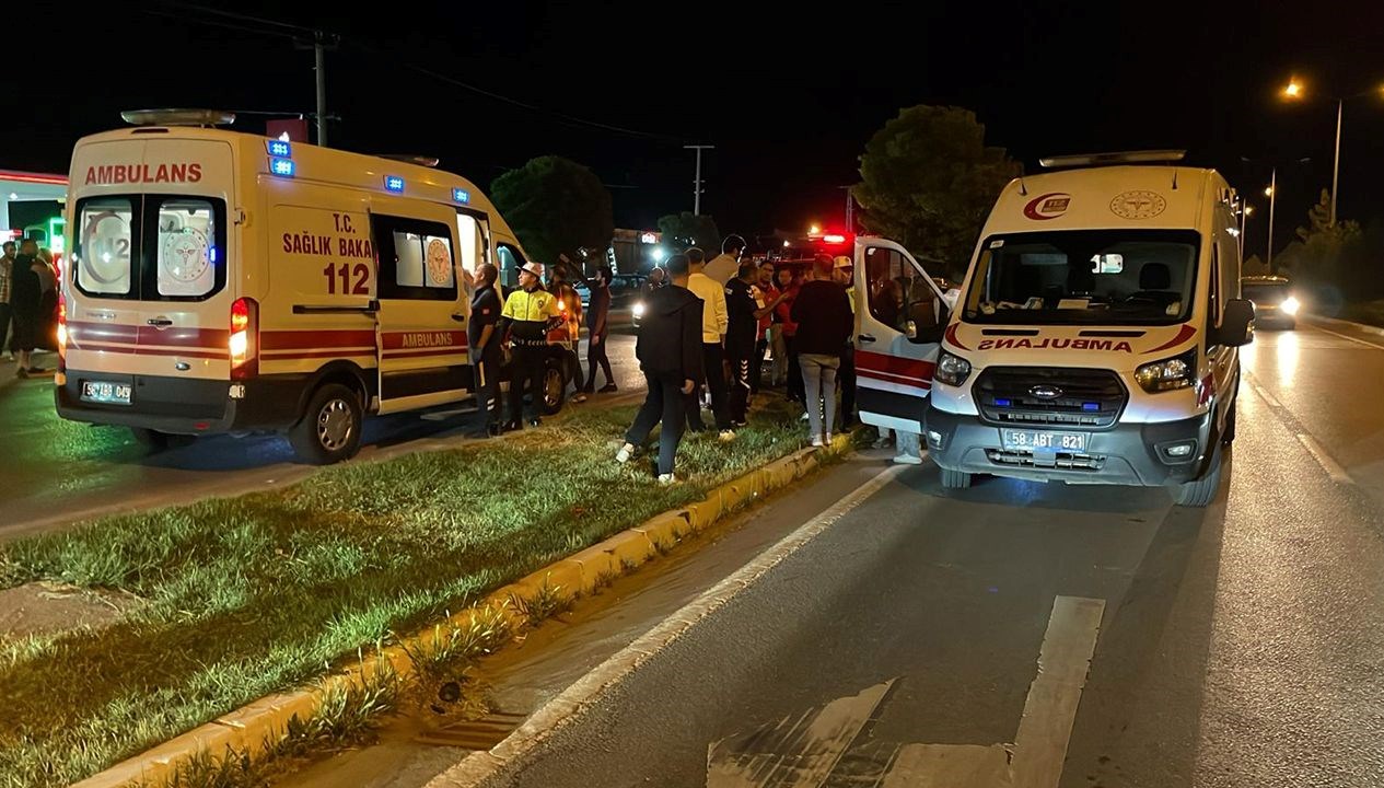 mac sonrasi kaza top toplayici cocuklar da yarali NTbUl8kv