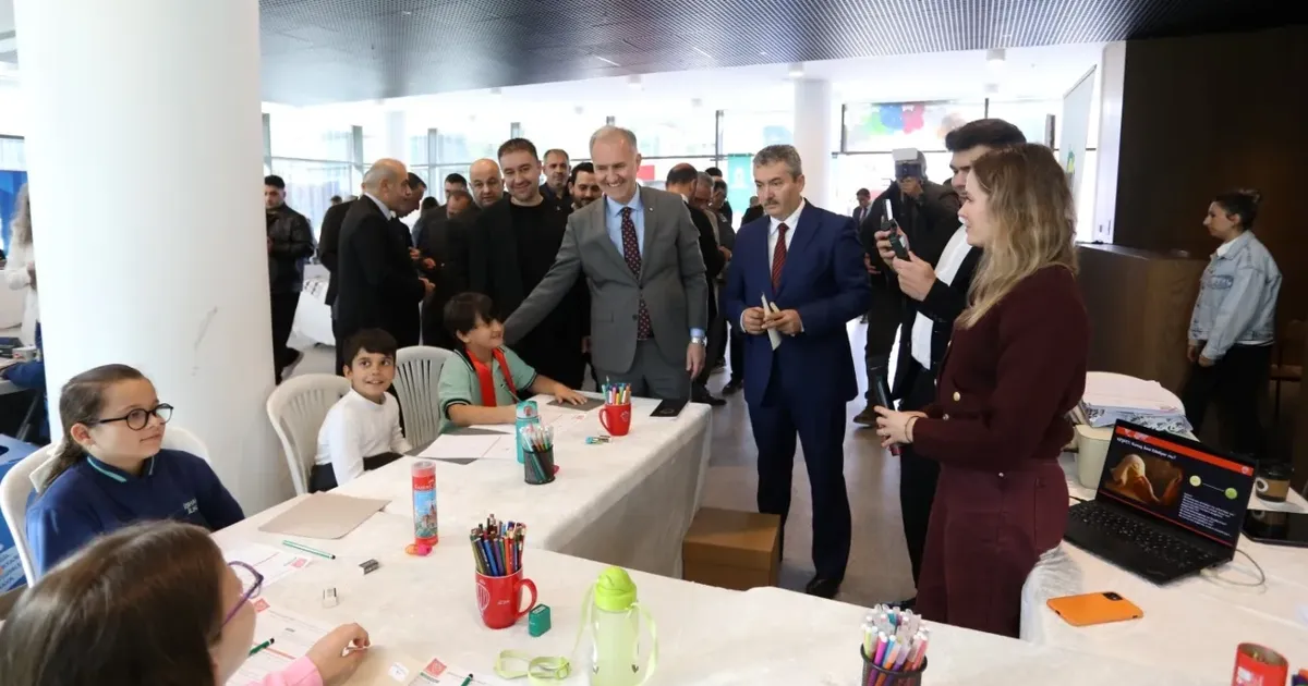 bursa inegolde bilim soleni basladi LXYjgrH6.webp