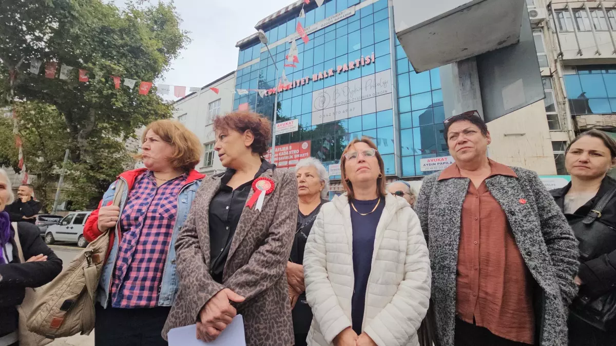 chp zonguldak kadin kollarinda istifa olayi ue6aXMNk.jpg