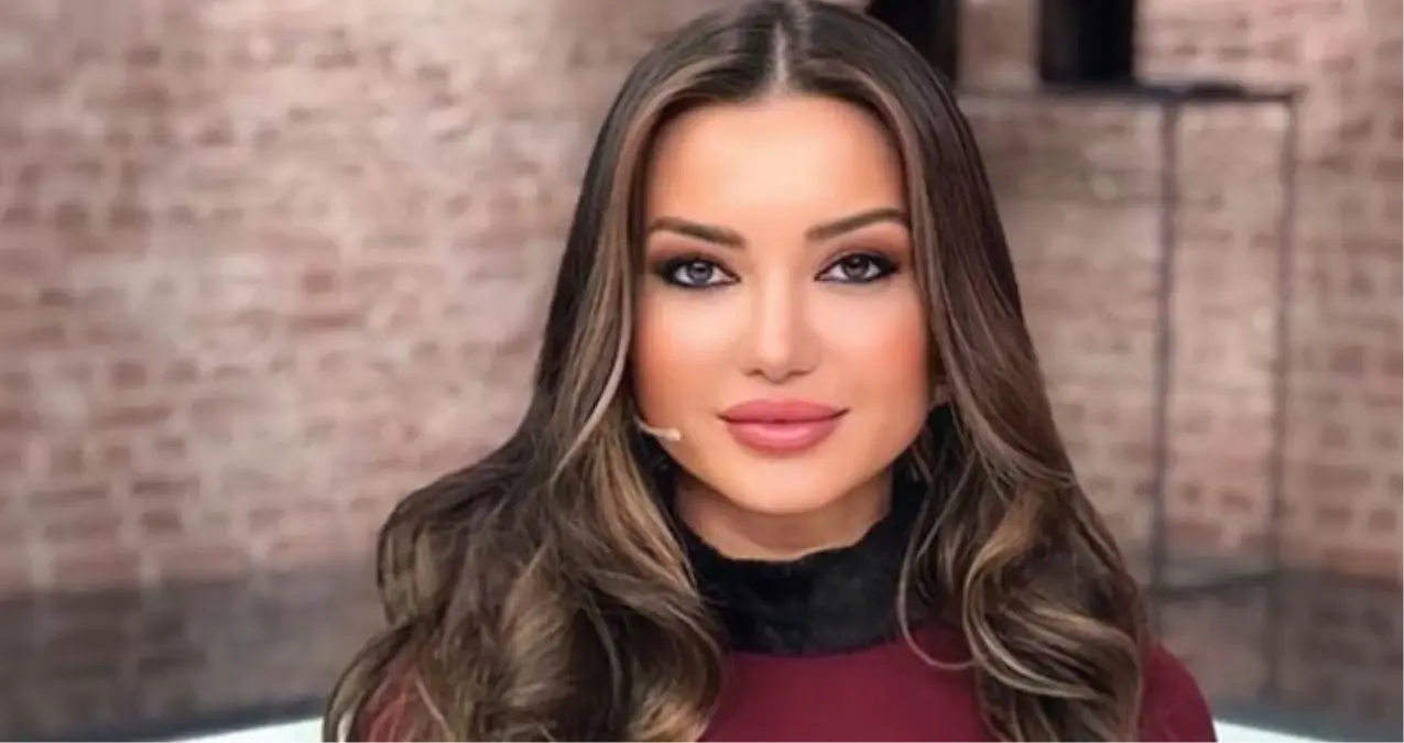 esra ezmeci kimdir esra ezmeci kac yasinda estetik mi yaptirdi RF65YAtB.jpg