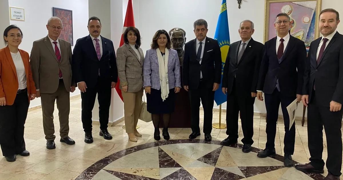 kazakistan almatida sempozyum ve festival heyecani nYIPuKZO.webp