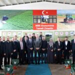 agrida-ciftcilere-hibe-tohum-dagitimi-jQ351t8Q