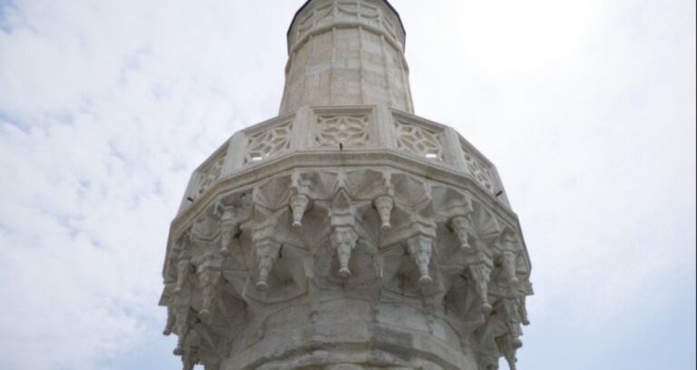 ayasofyanin-kuzeydogu-minaresinde-restorasyon-tamamlandi-l86K6n7C