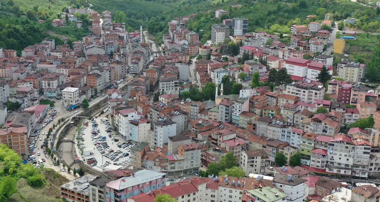 Kumru Belediyesi’nden Şaşırtan Teşvik: 10 Çocuk Yapana Araba