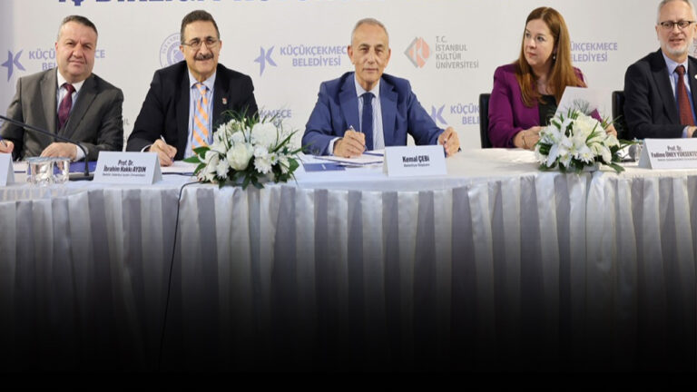 bilimin-isiginda-daha-guclu-bir-kucukcekmece-b9Zqgryf