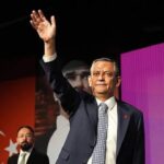 Yeni partiye gecislerde oncelik vekiller ve orgutler gYfue4Tz